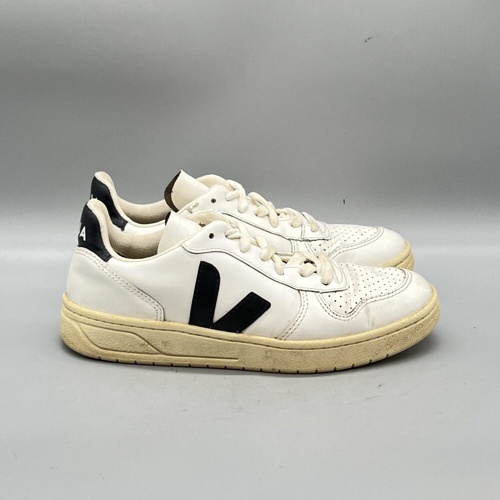 Veja Shoes Womens 5 White Black Leather Low Top Logo Sneakers Comfort Casual